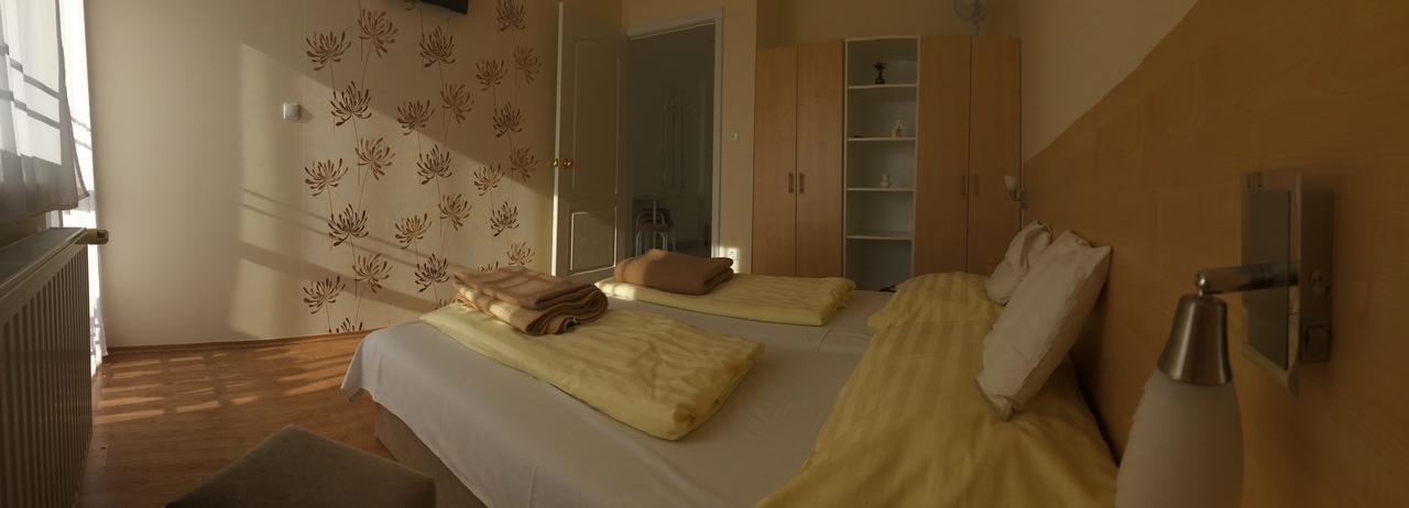Szaloky Apartmanhaz Gyenesdiás Dış mekan fotoğraf